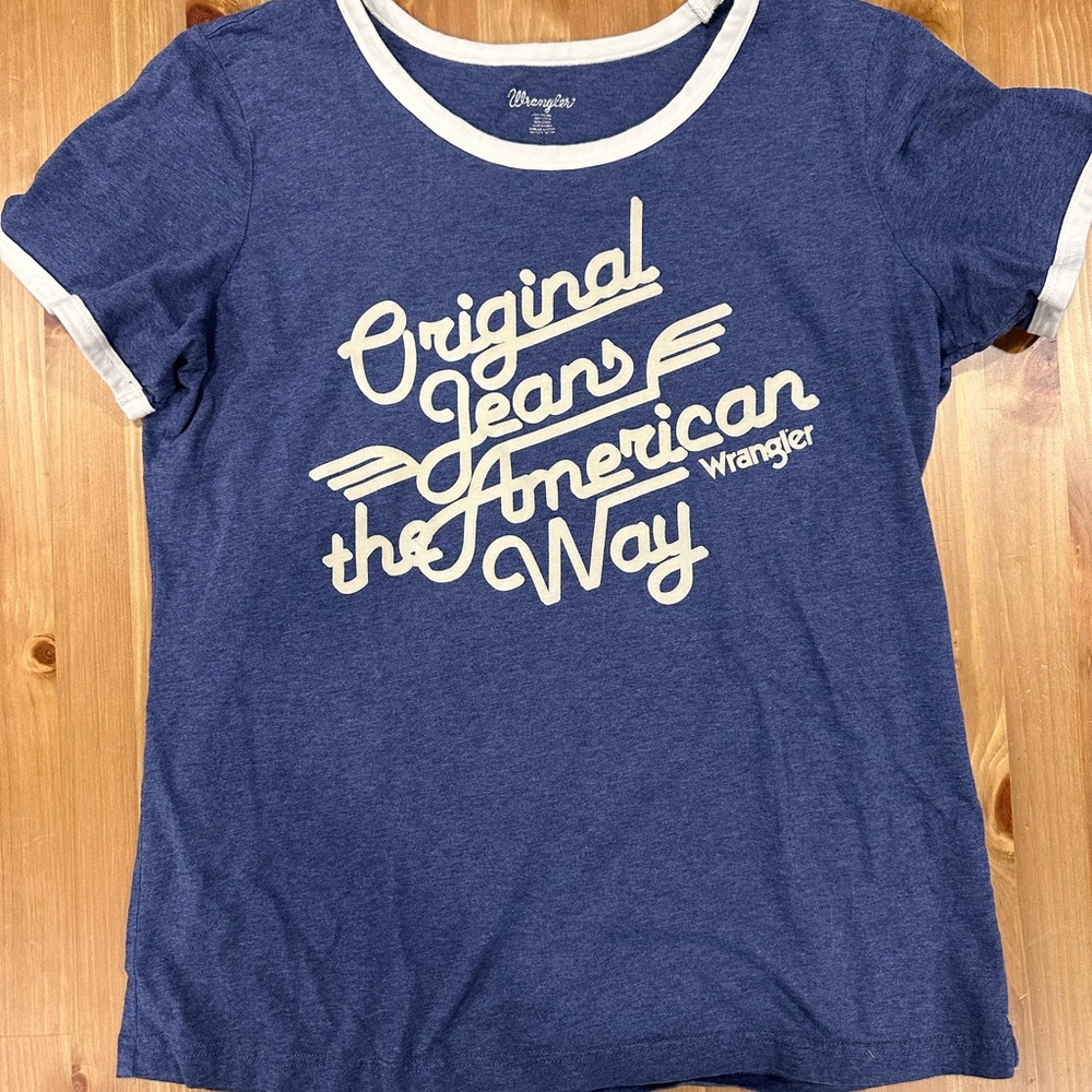 Wrangler Navy Tee with Cream Graphic
